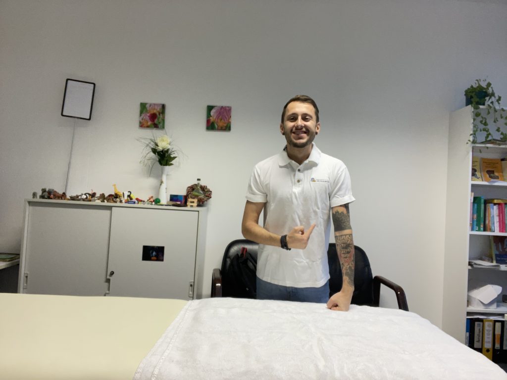 Mike Orastela, Reiki Großmeister und Lehre