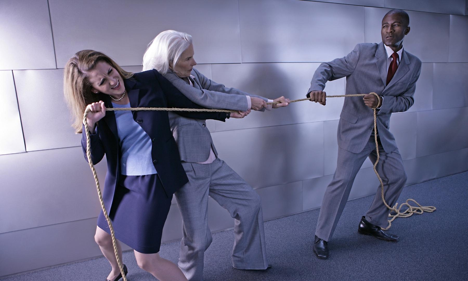 zwischenmenschliche Konflikte am Arbeitsplatz lösen