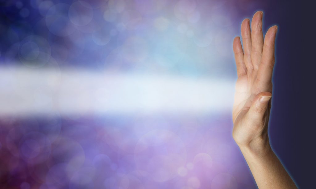 StellaVita Reiki Praxis Mike Orastella
Was ist Reiki? Reiki bedeutet universelle Lebensenergie.