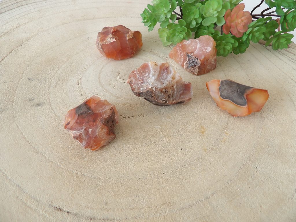 Roter Karneol Rohsteine Wirkung