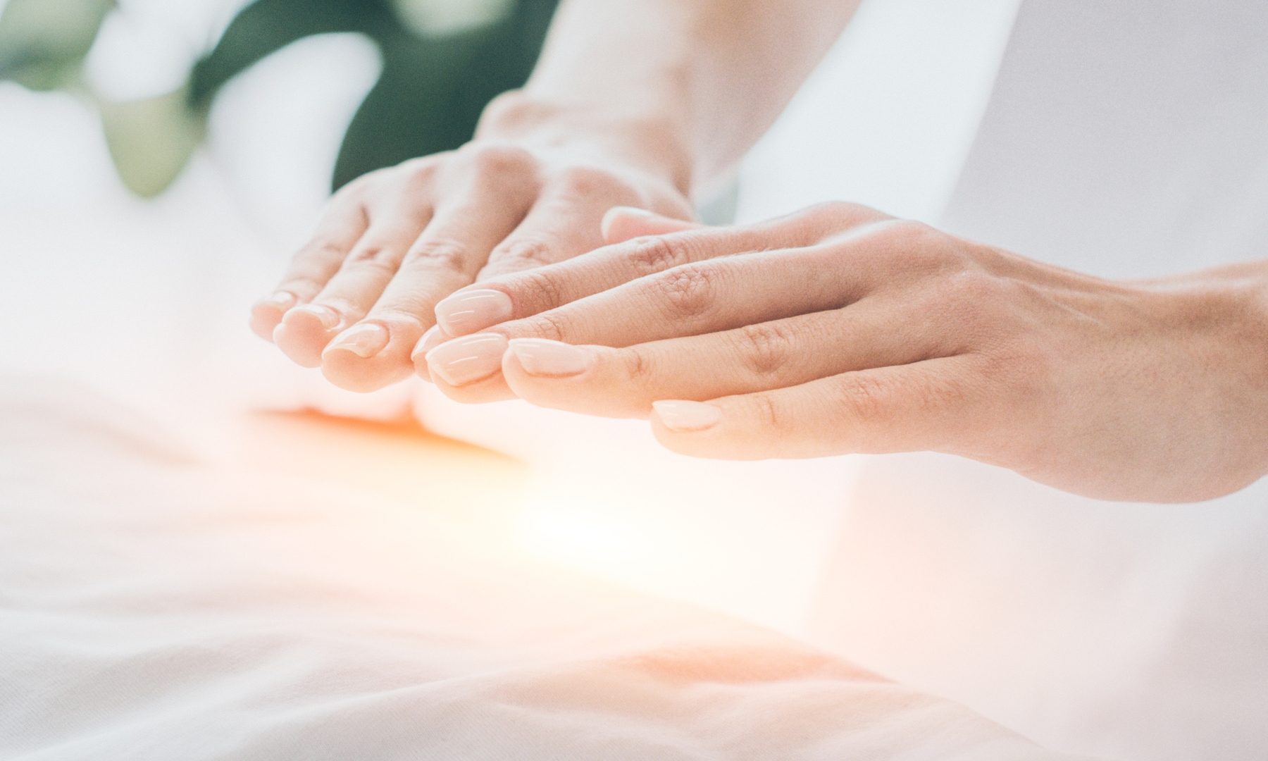 Reiki Ganzkörperbehandlung Handpositionen