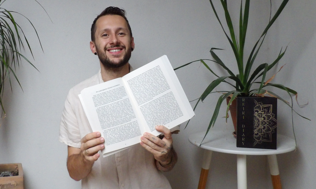 Reiki Buch Der Weg der Selbstmeisterschaft von Mike Hübschen